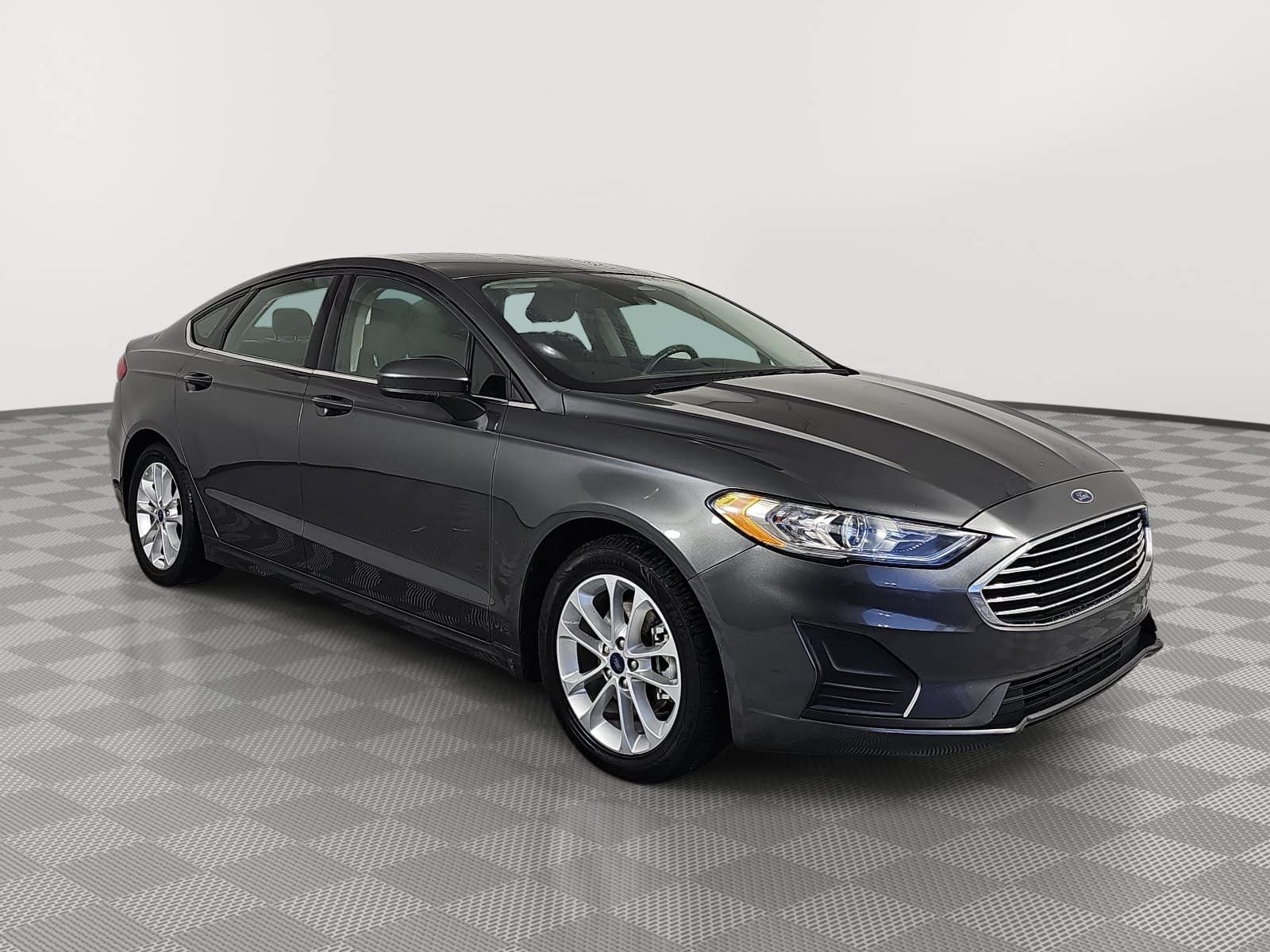 Used 2019 Ford Fusion SE with VIN 3FA6P0HD9KR112110 for sale in Palmetto Bay, FL