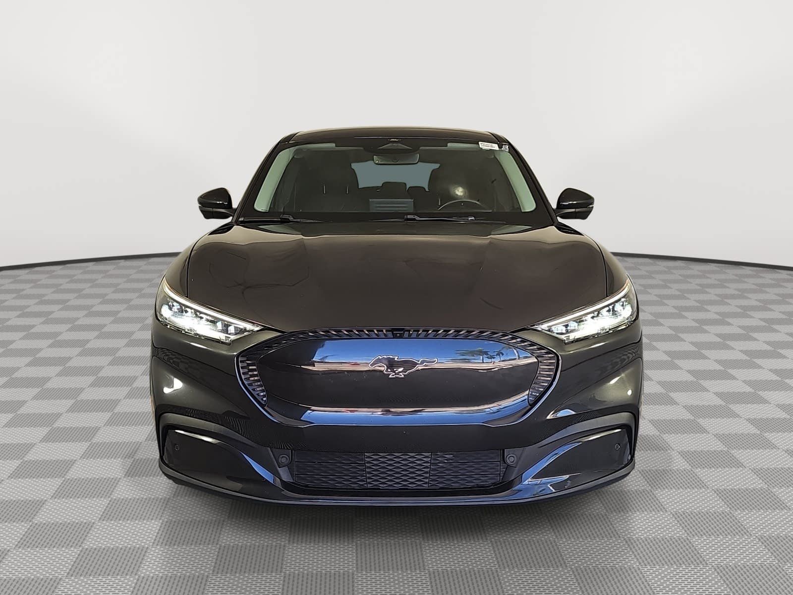 2022 Ford Mustang Mach-E Select