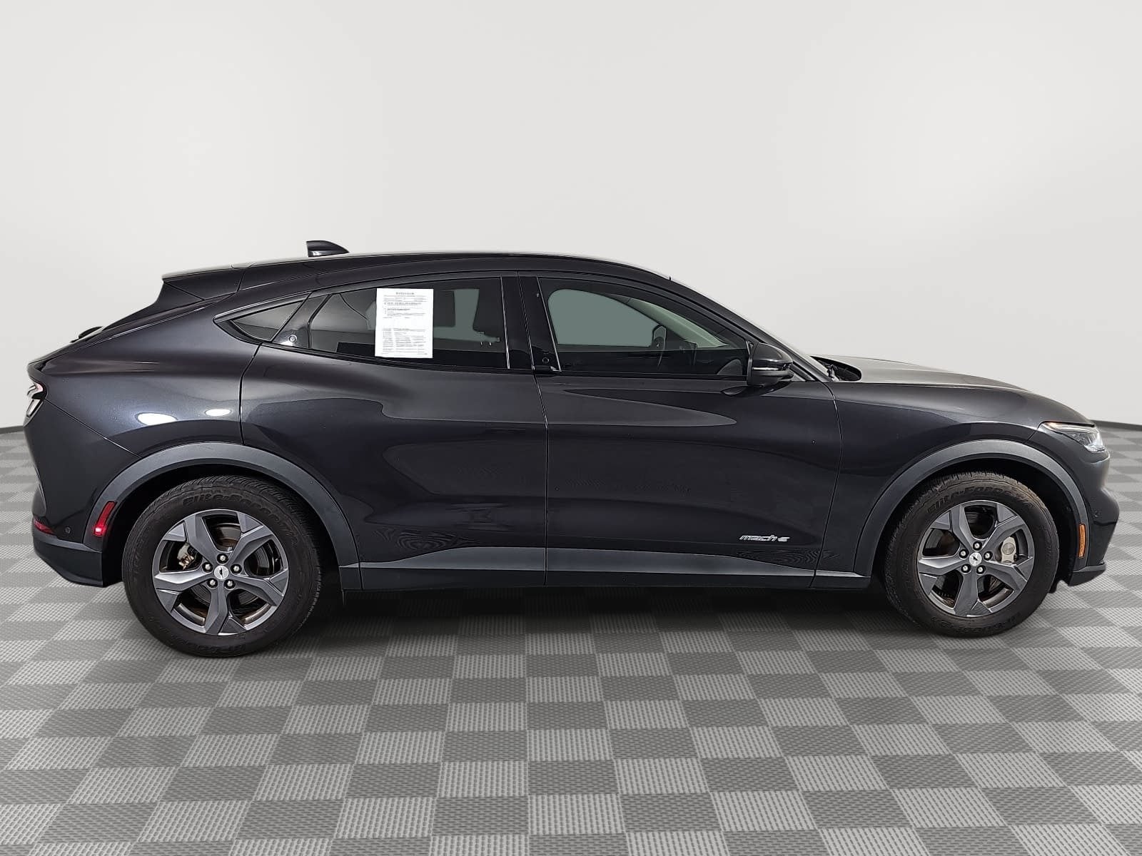 2022 Ford Mustang Mach-E Select