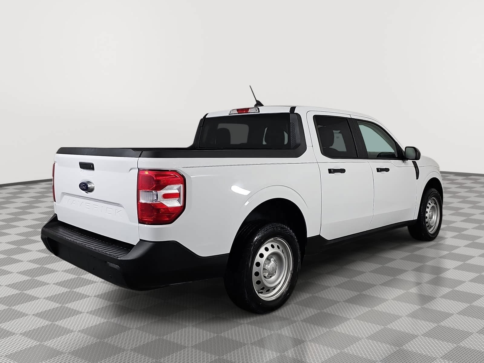 2024 Ford Maverick XL