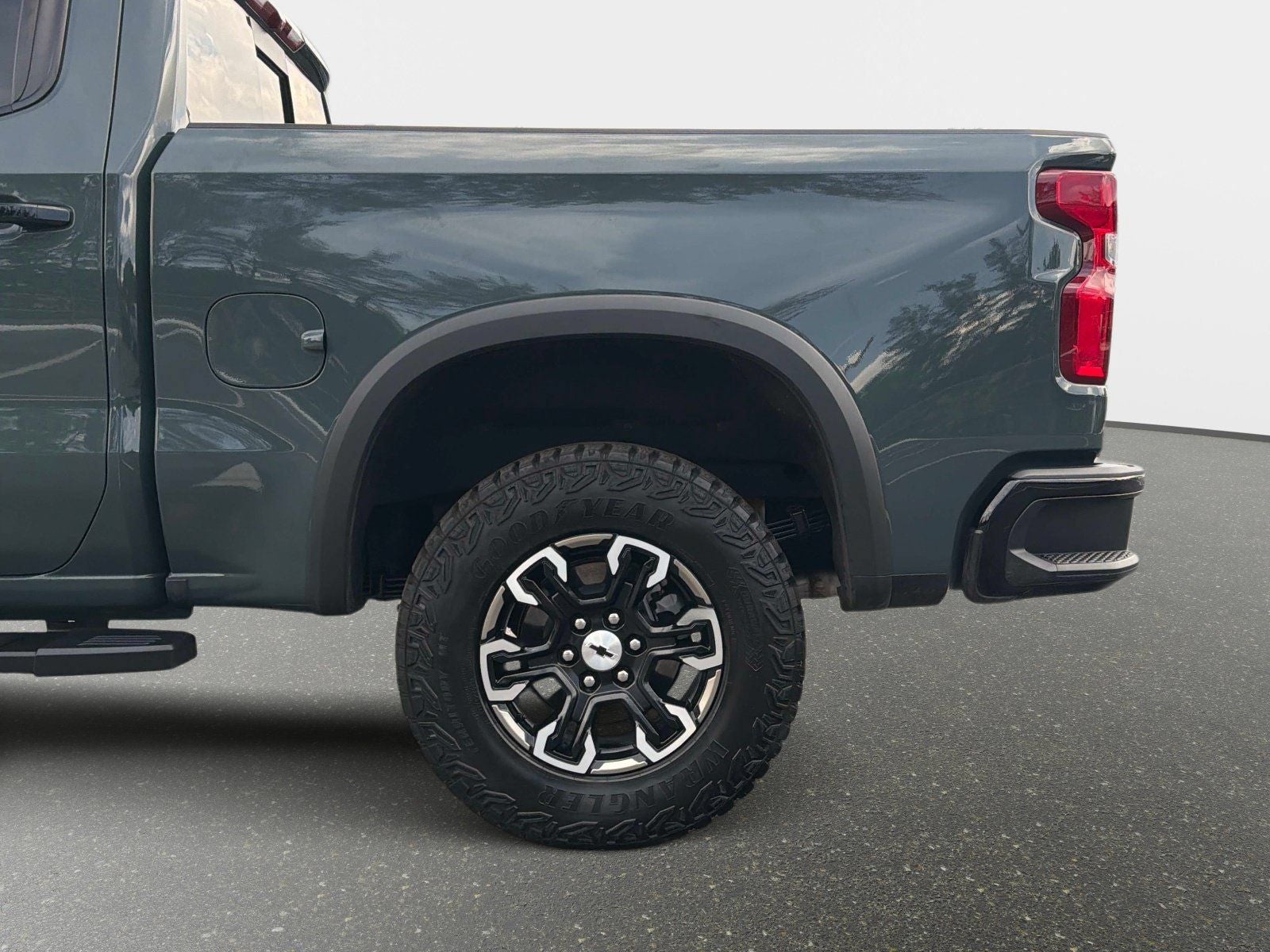 2025 Chevrolet Silverado 1500 ZR2