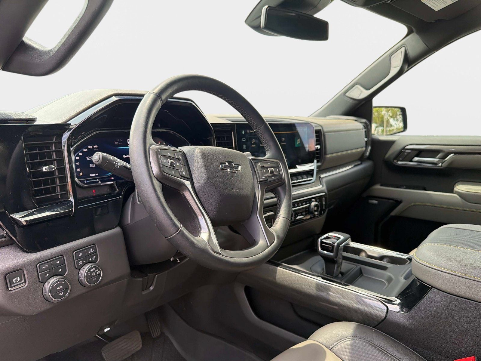 2025 Chevrolet Silverado 1500 ZR2