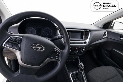 2022 Hyundai Accent SE