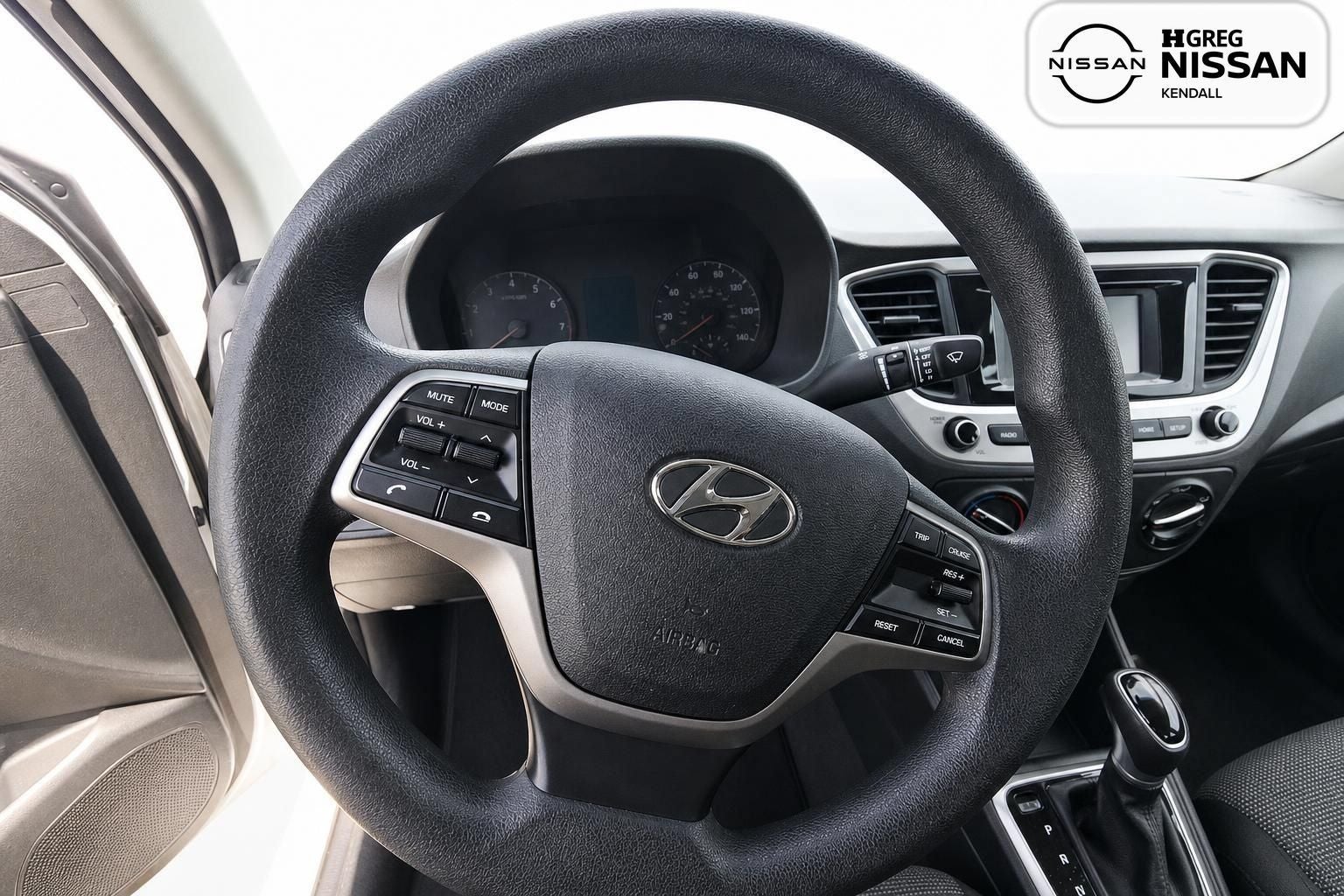 2022 Hyundai Accent SE