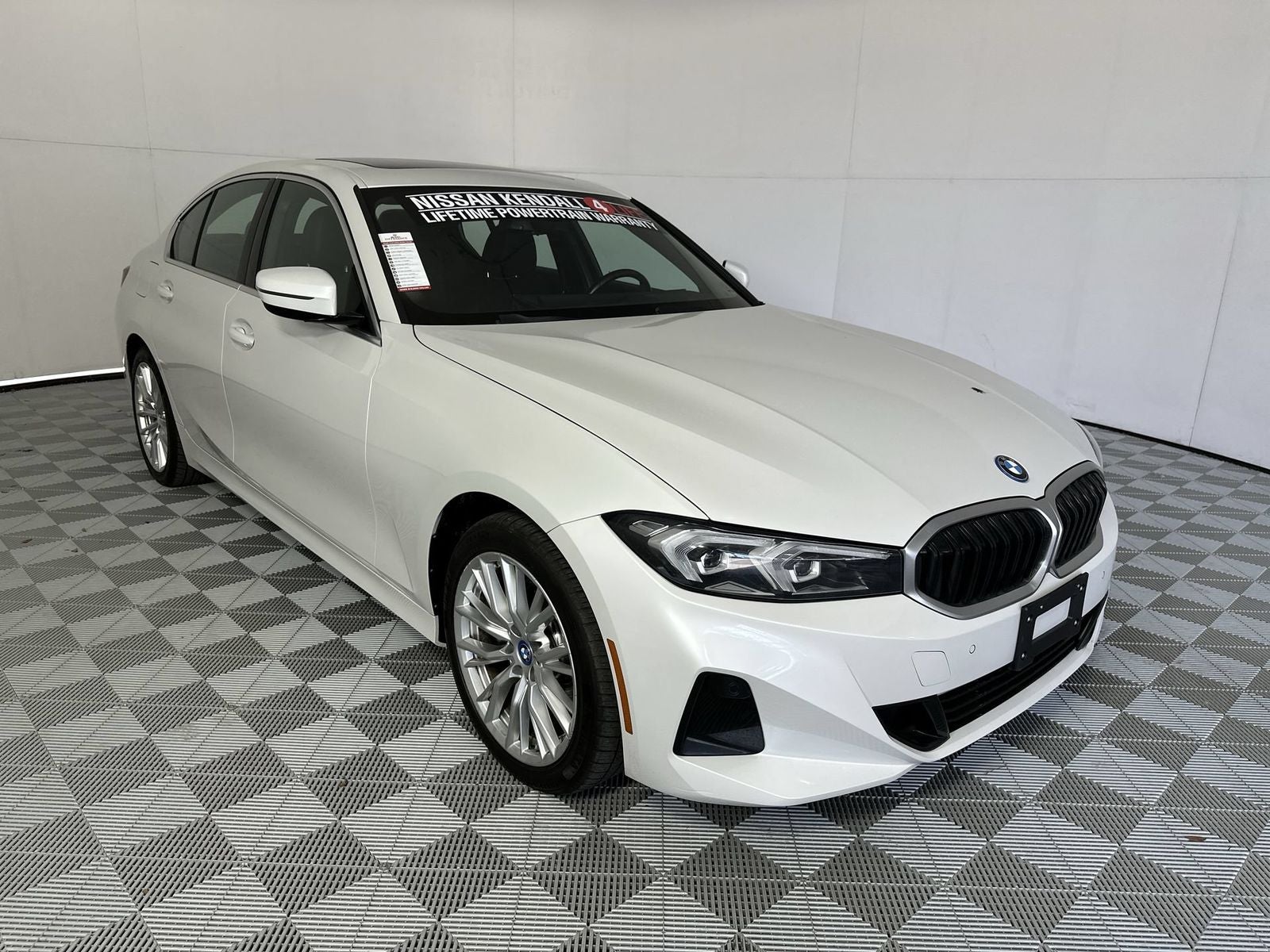 2024 BMW 3 Series 330e iPerformance