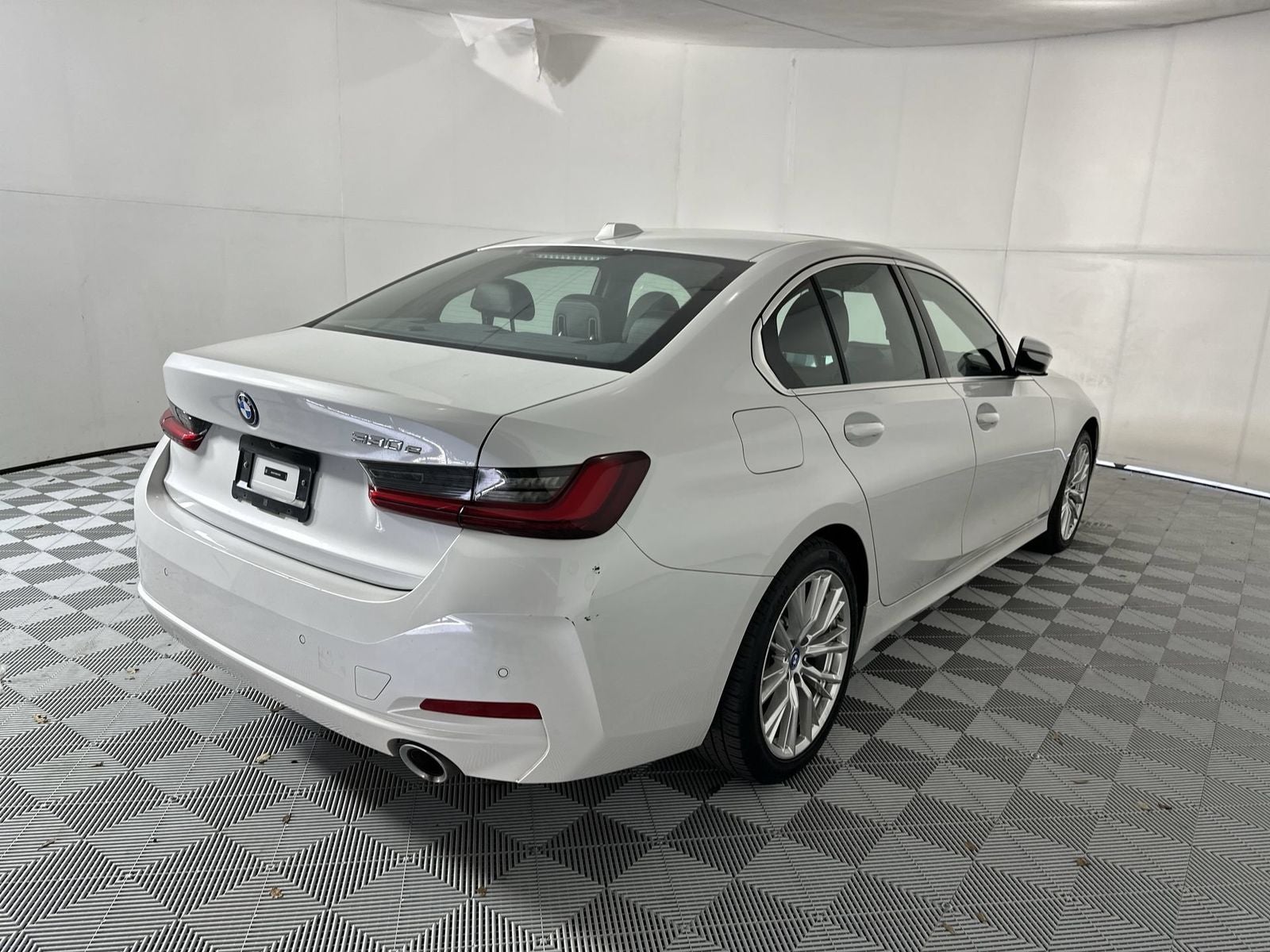 2024 BMW 3 Series 330e iPerformance