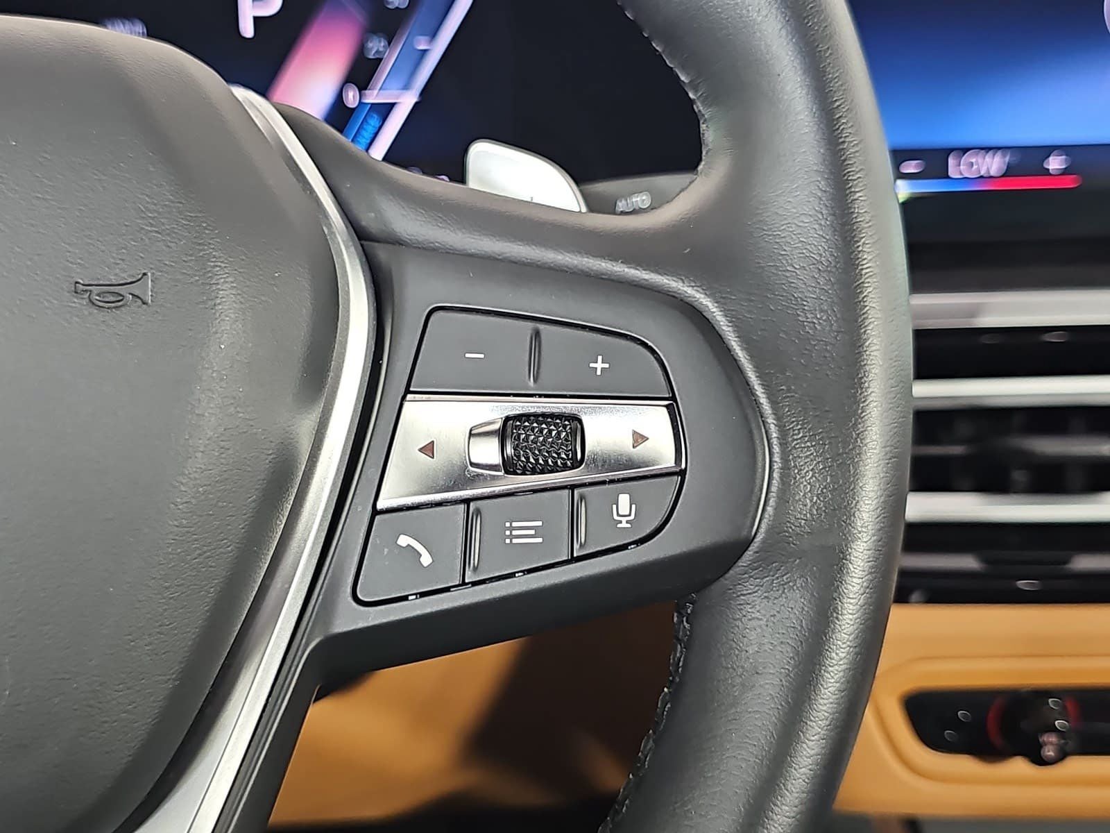 2023 BMW 3 Series 330e xDrive