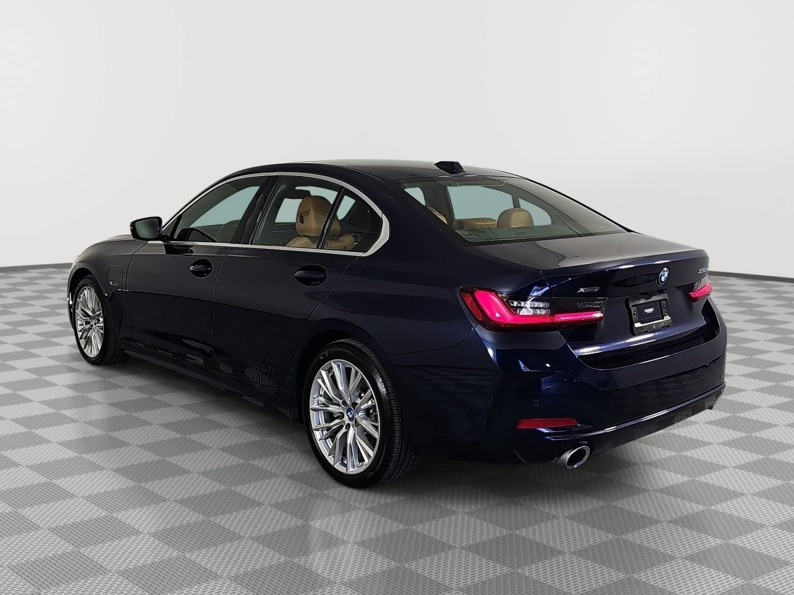 2023 BMW 3 Series 330e xDrive