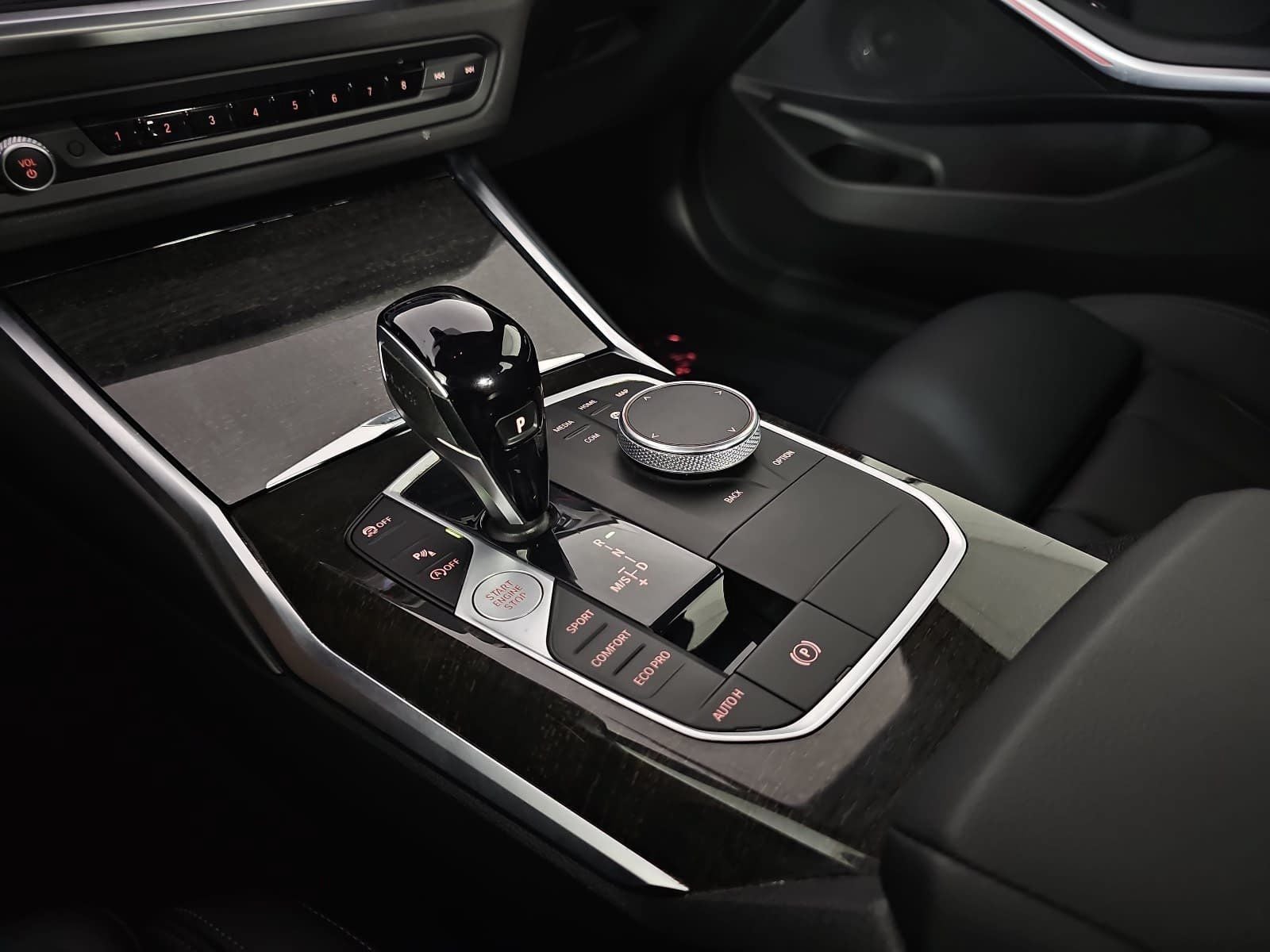 2022 BMW 3 Series 330i