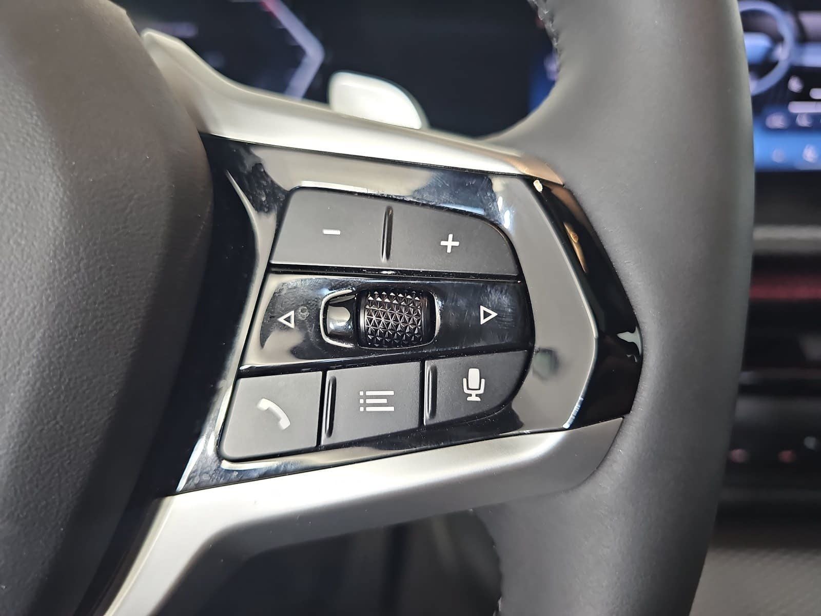 2026 BMW 3 Series 330i