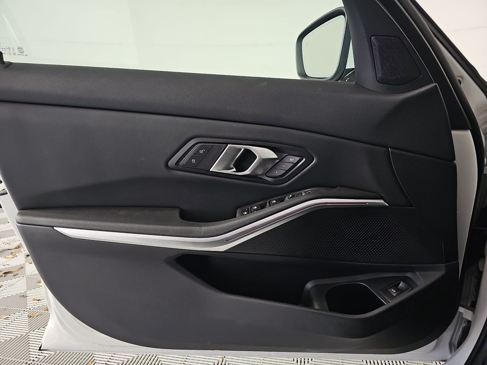 2026 BMW 3 Series 330i