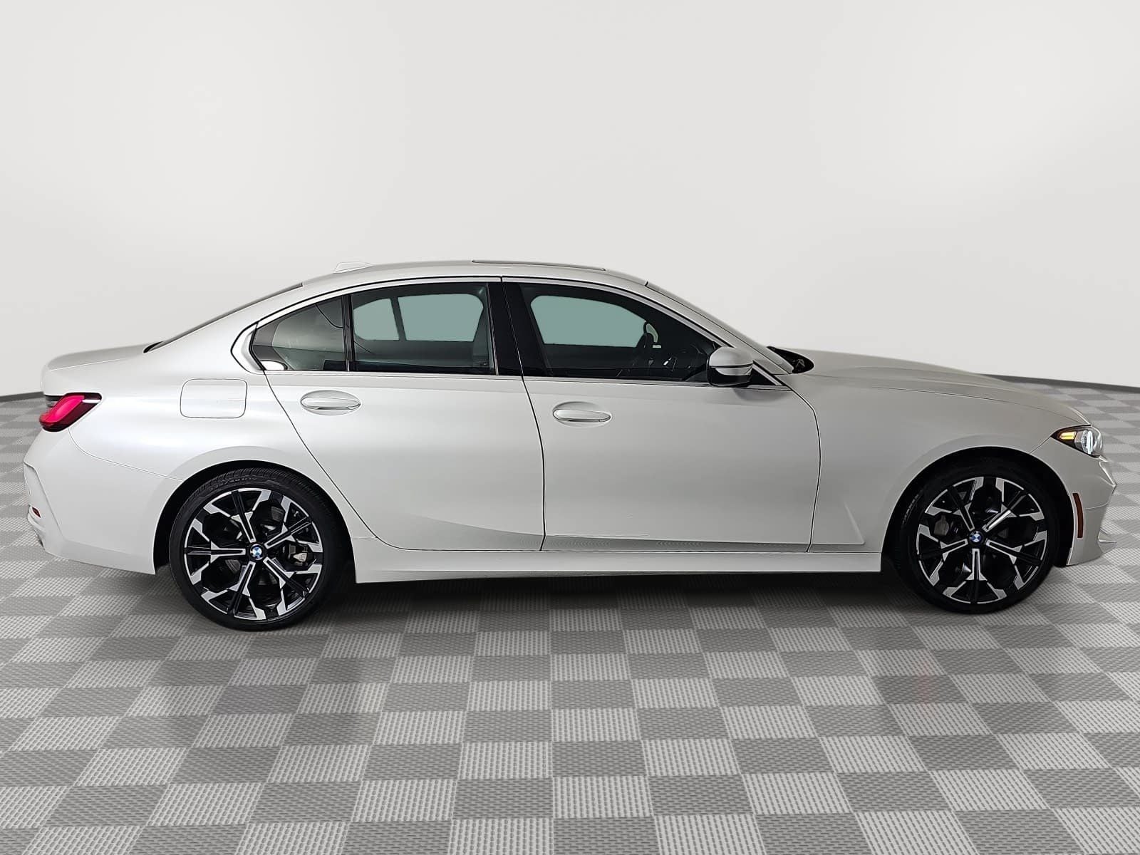2026 BMW 3 Series 330i