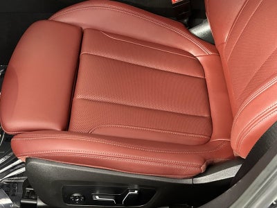 2025 BMW 3 Series 330i