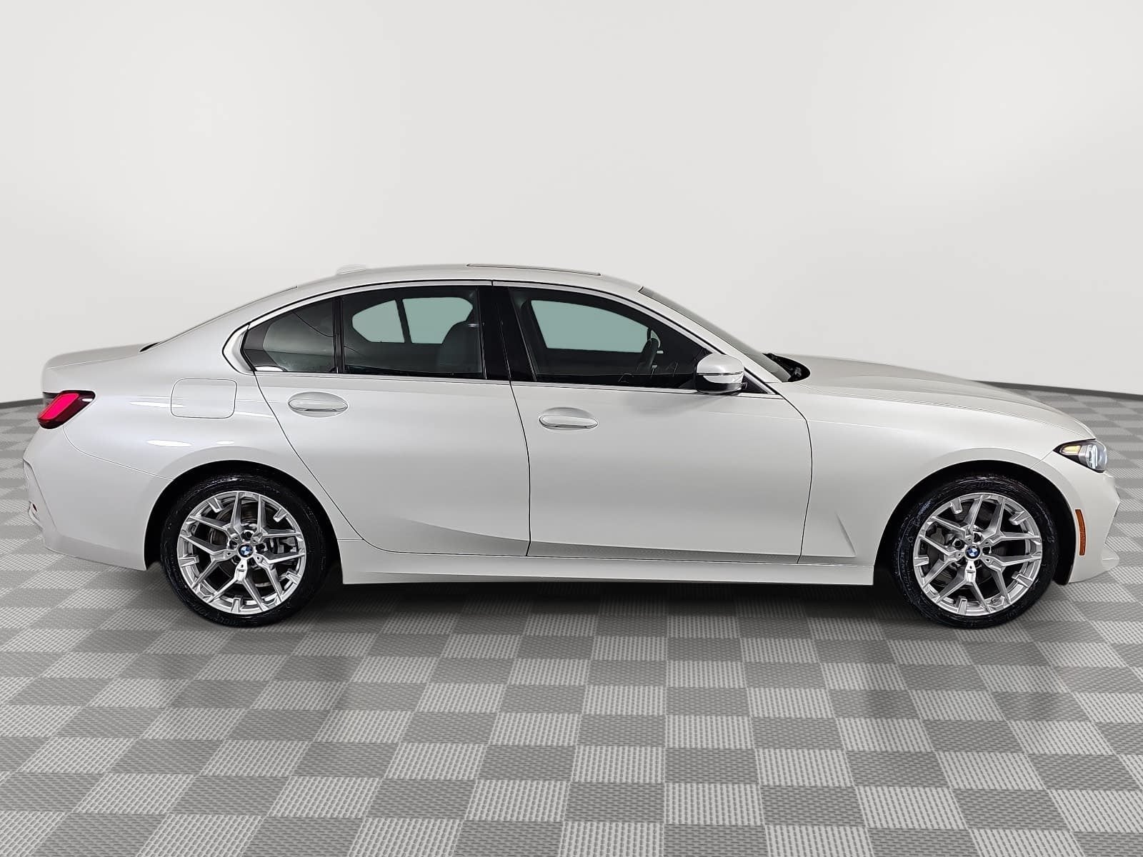 2026 BMW 3 Series 330i