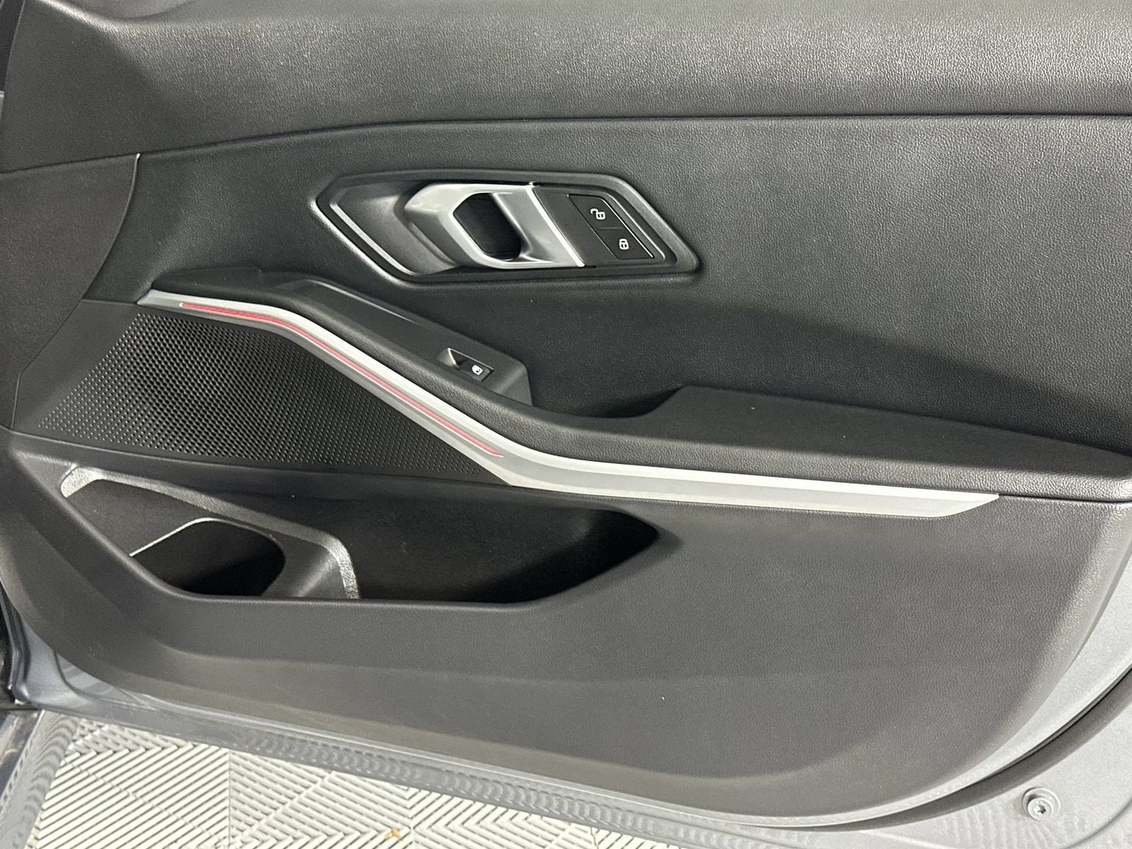 2026 BMW 3 Series 330i