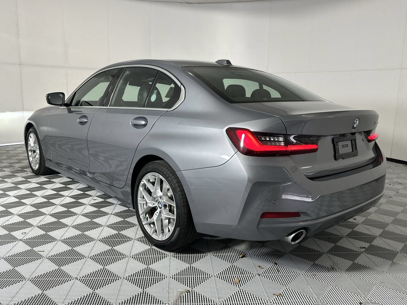 2026 BMW 3 Series 330i