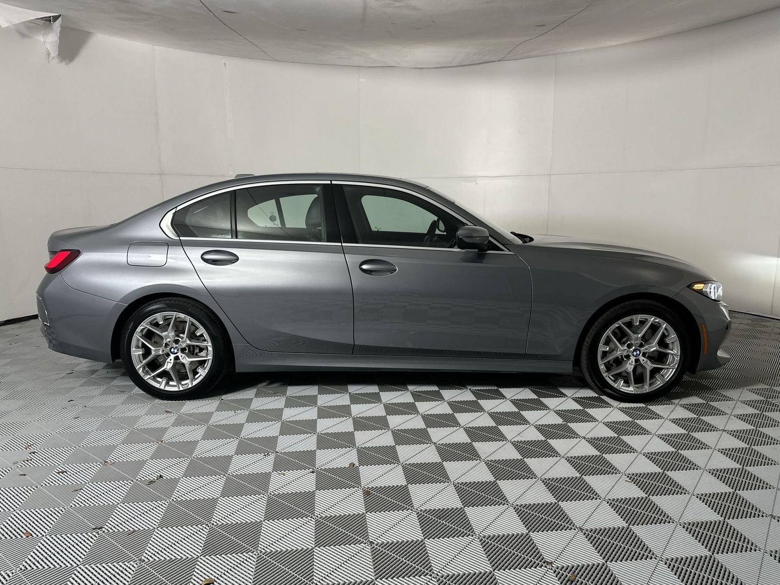 2026 BMW 3 Series 330i