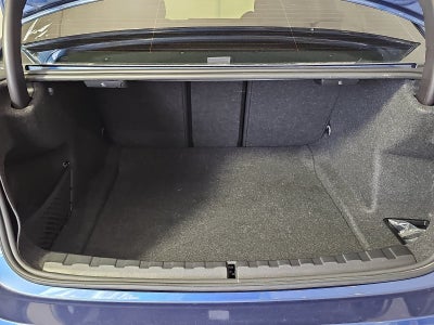 2023 BMW 3 Series 330i