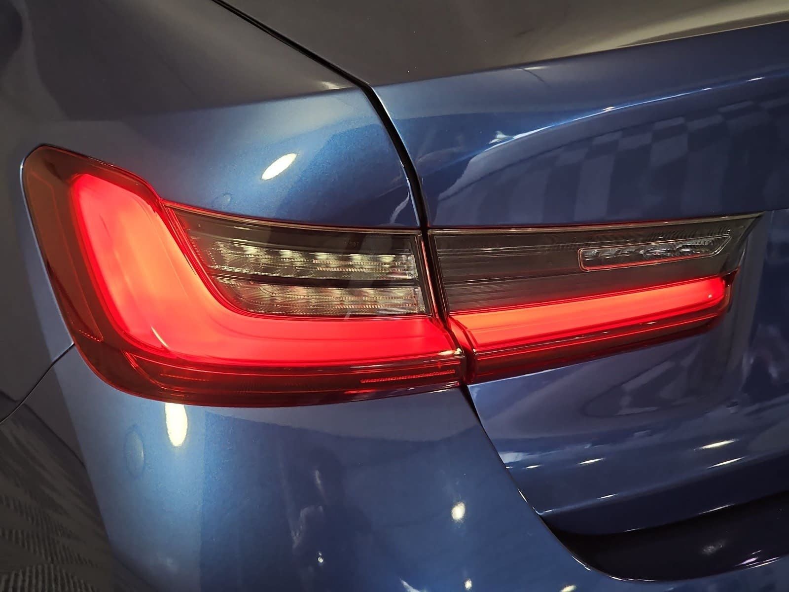 2023 BMW 3 Series 330i
