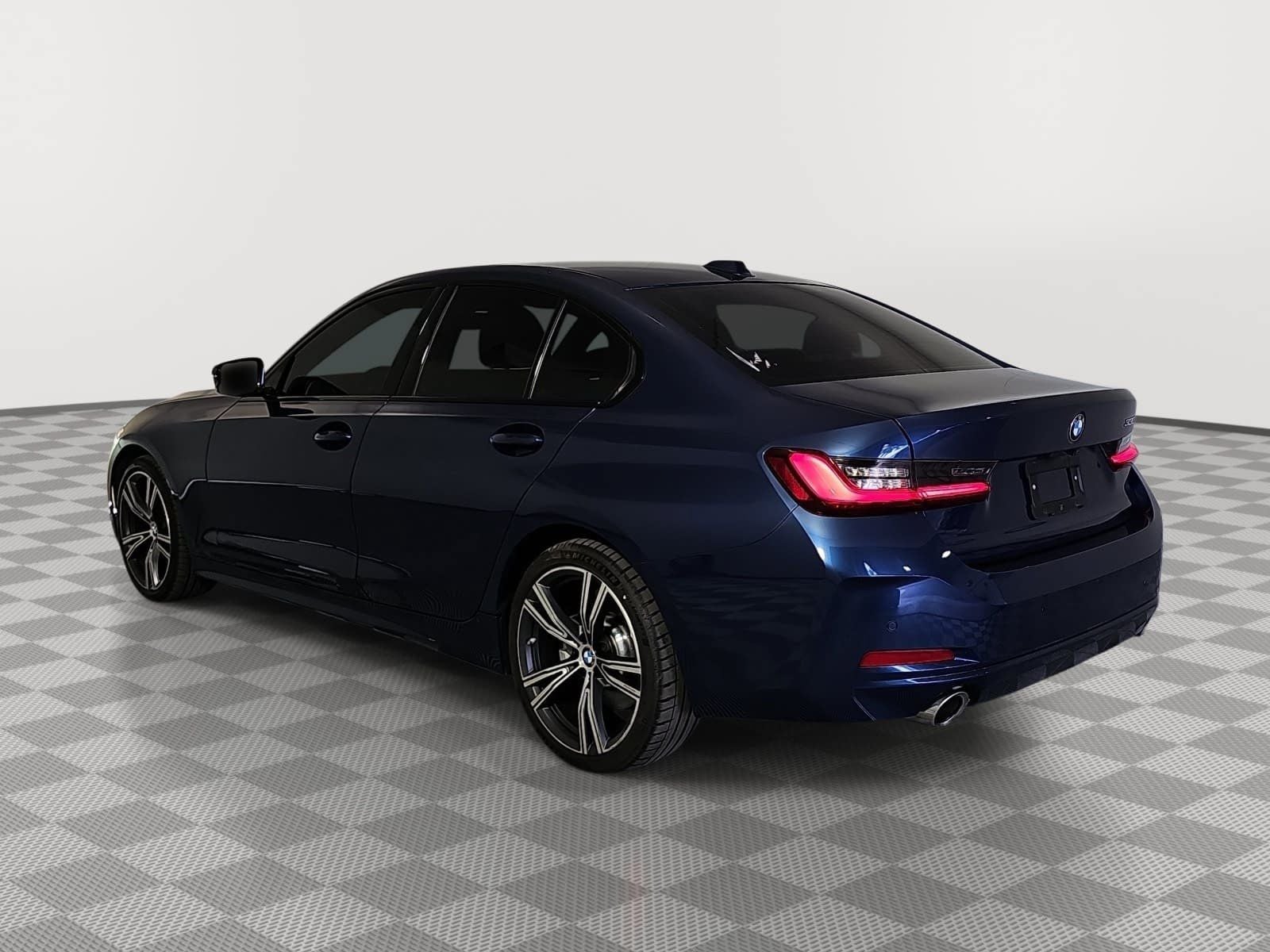2023 BMW 3 Series 330i