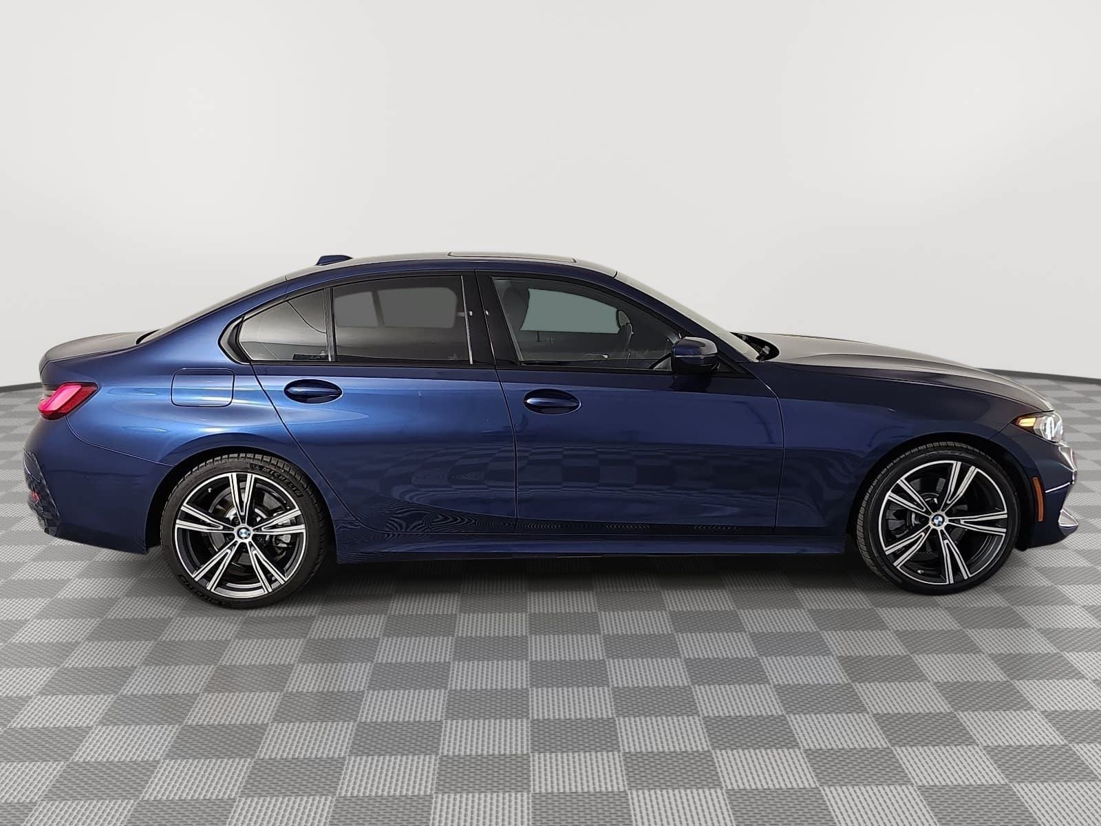 2023 BMW 3 Series 330i