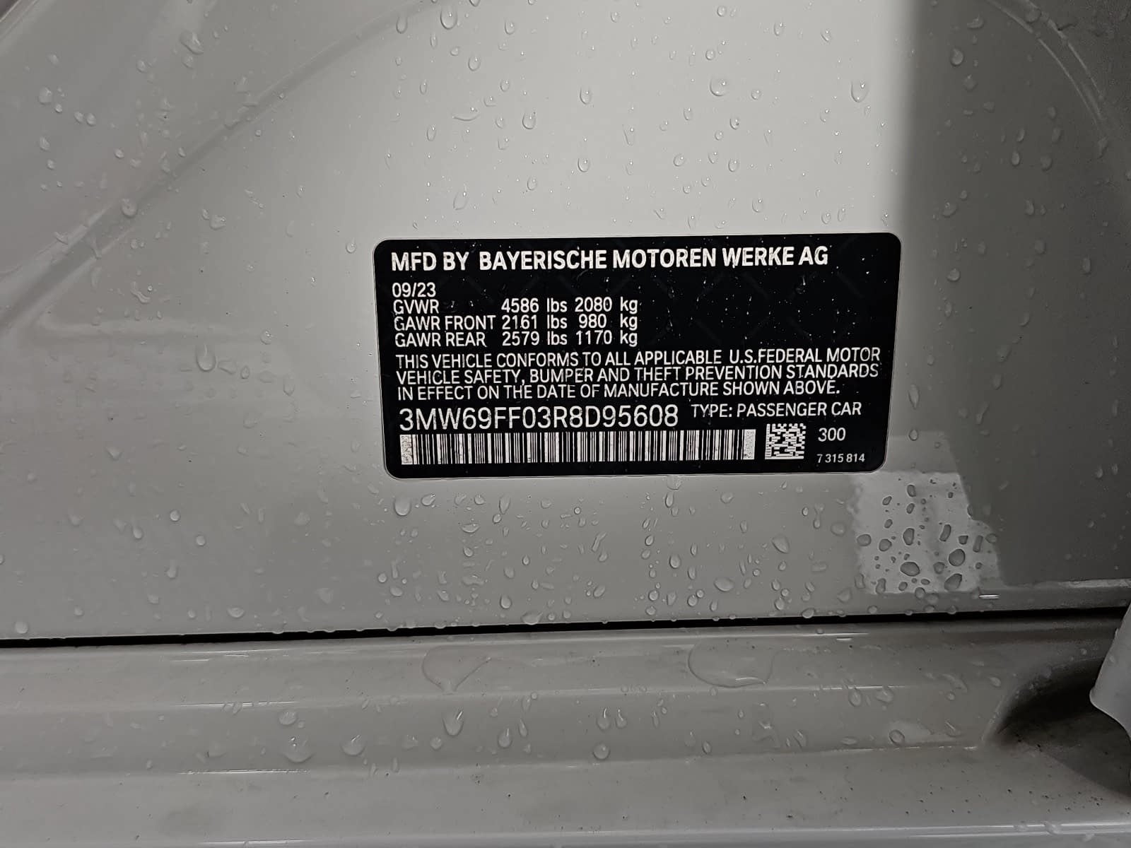 2024 BMW 3 Series 330i