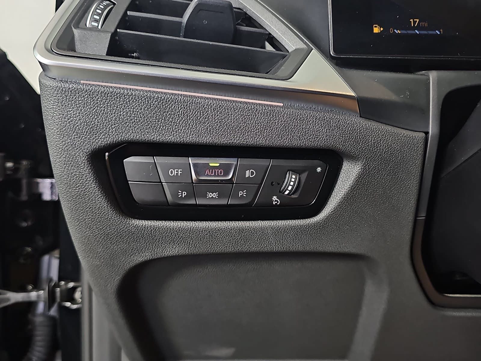 2023 BMW 3 Series 330i