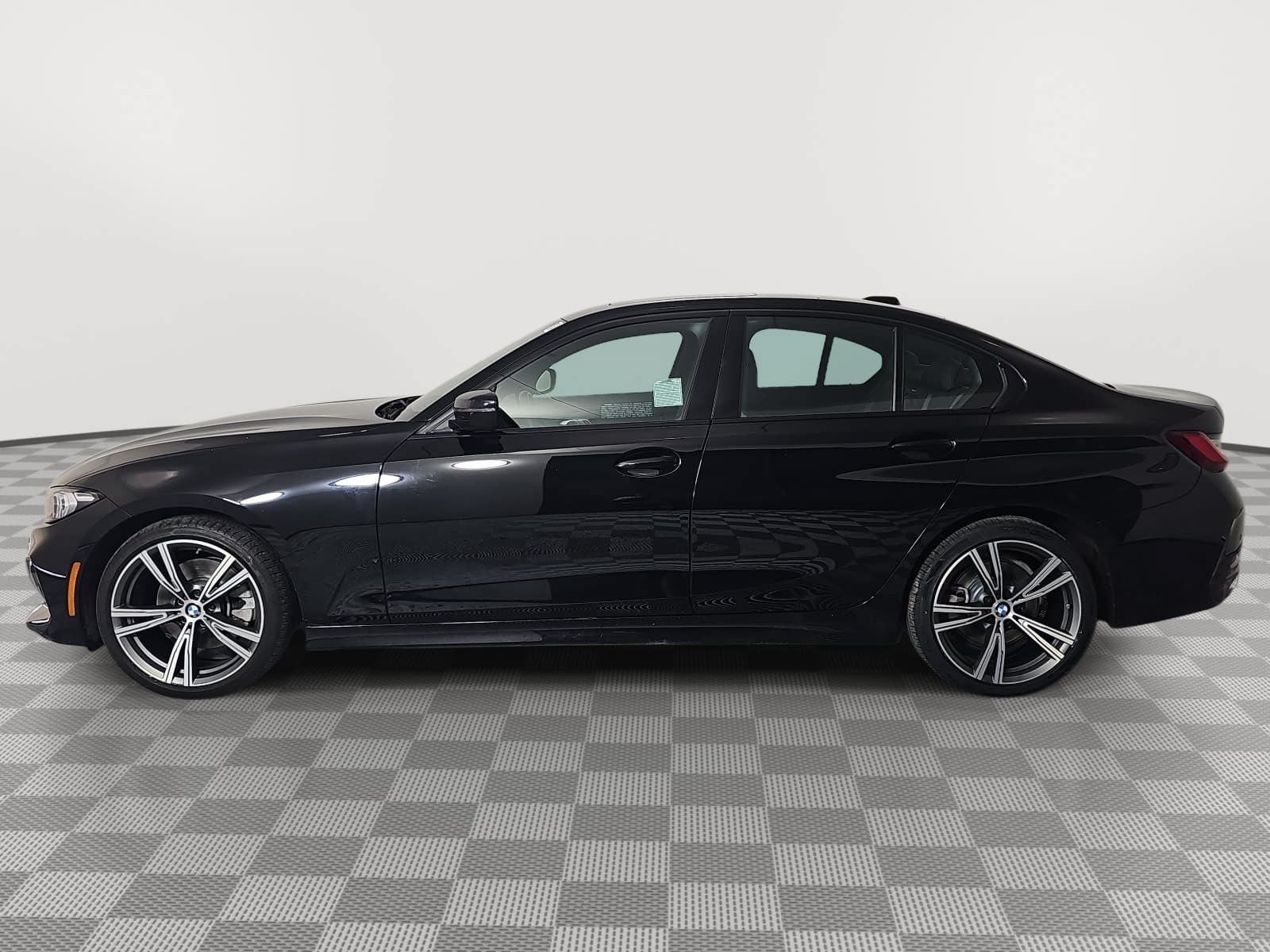 2023 BMW 3 Series 330i