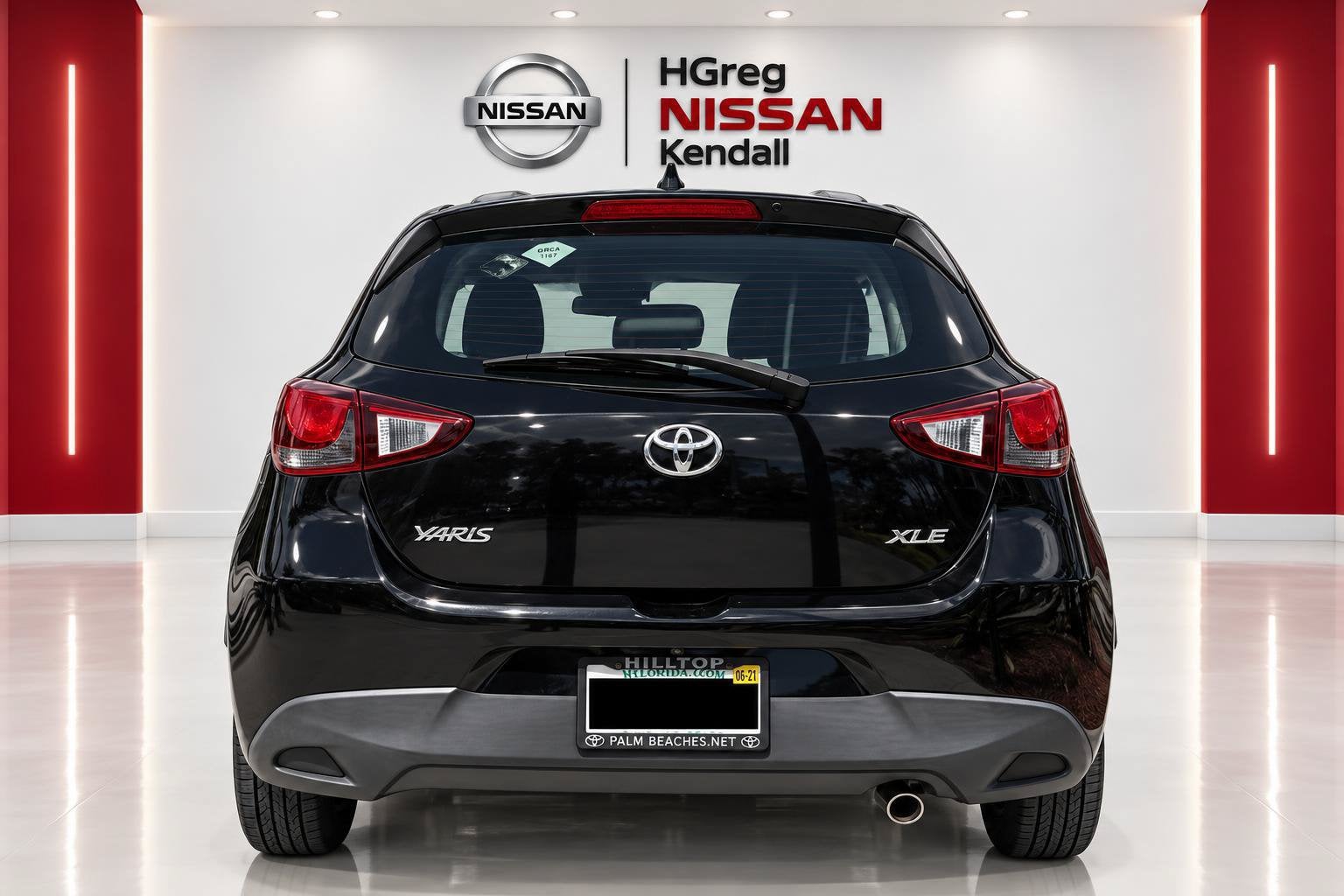 2020 Toyota Yaris XLE