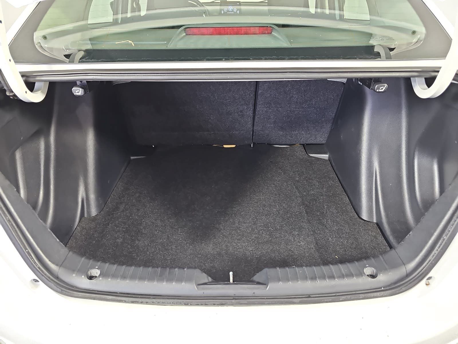 2019 Toyota Yaris LE