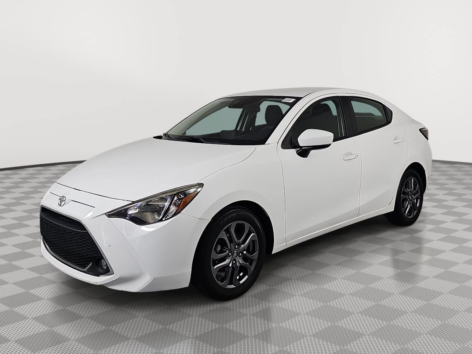 2019 Toyota Yaris LE