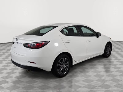 2019 Toyota Yaris LE
