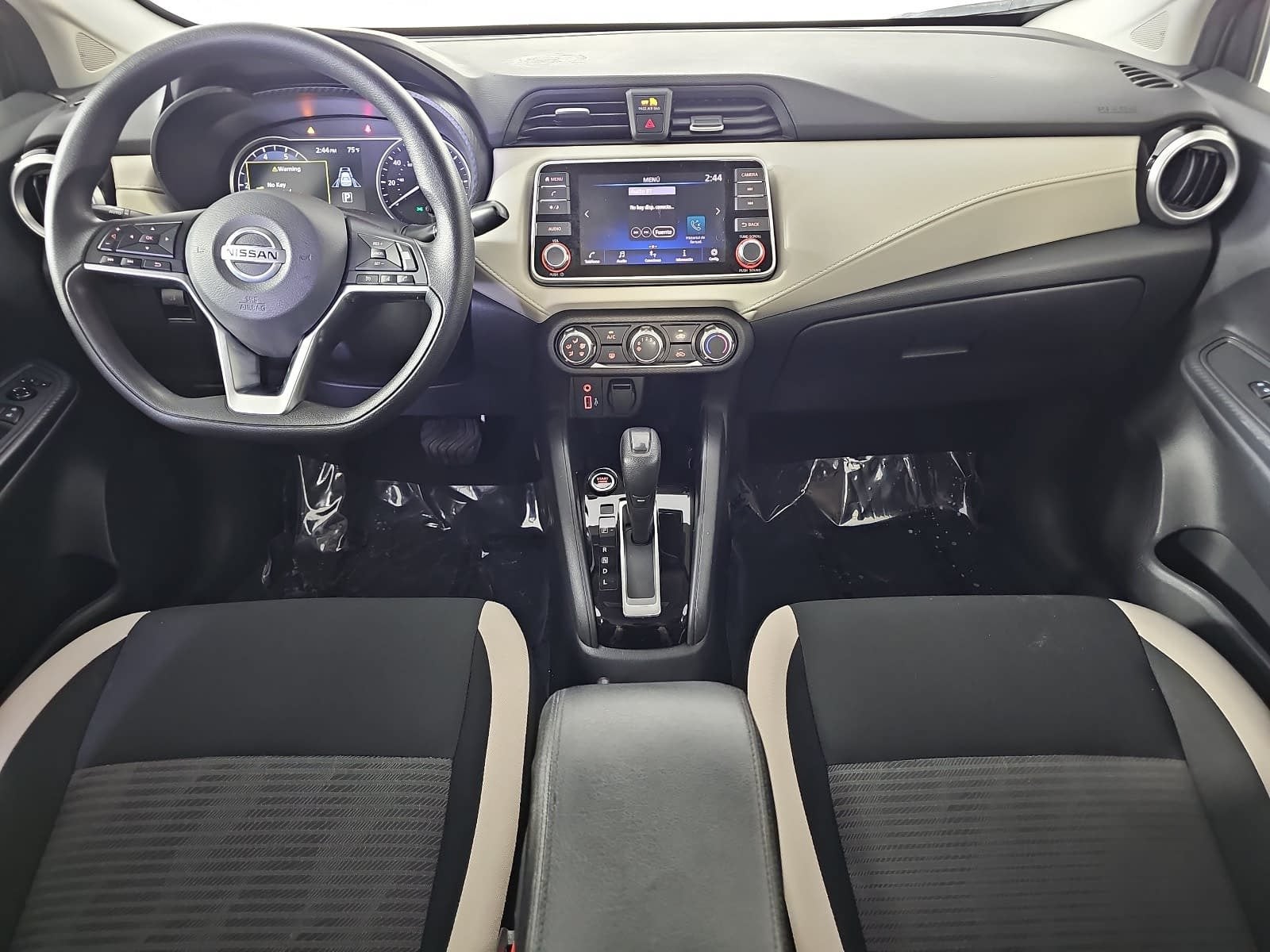 2022 Nissan Versa 1.6 SV