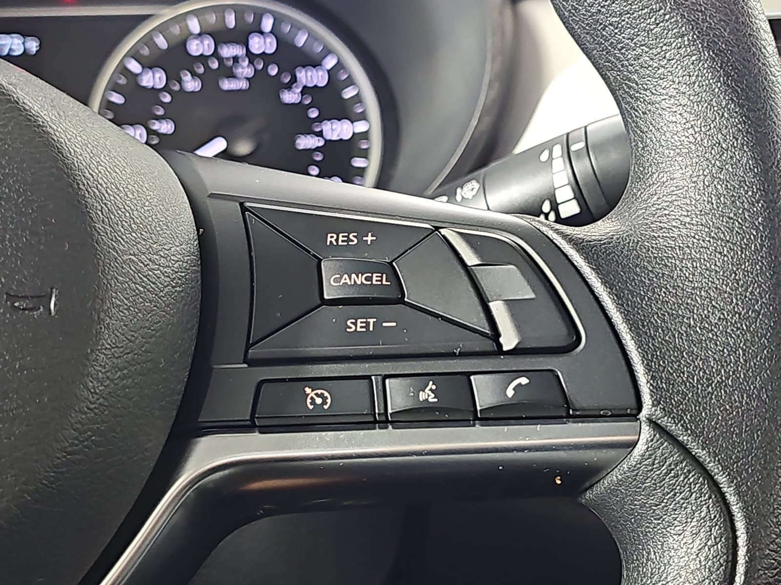 2022 Nissan Versa 1.6 SV