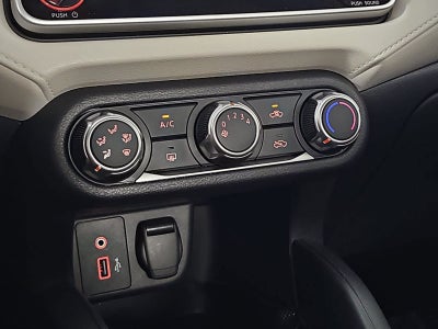 2022 Nissan Versa 1.6 SV