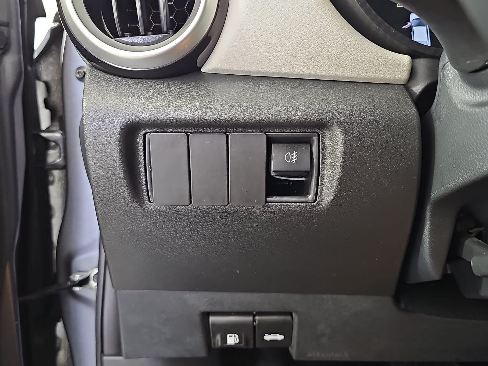 2022 Nissan Versa 1.6 SV