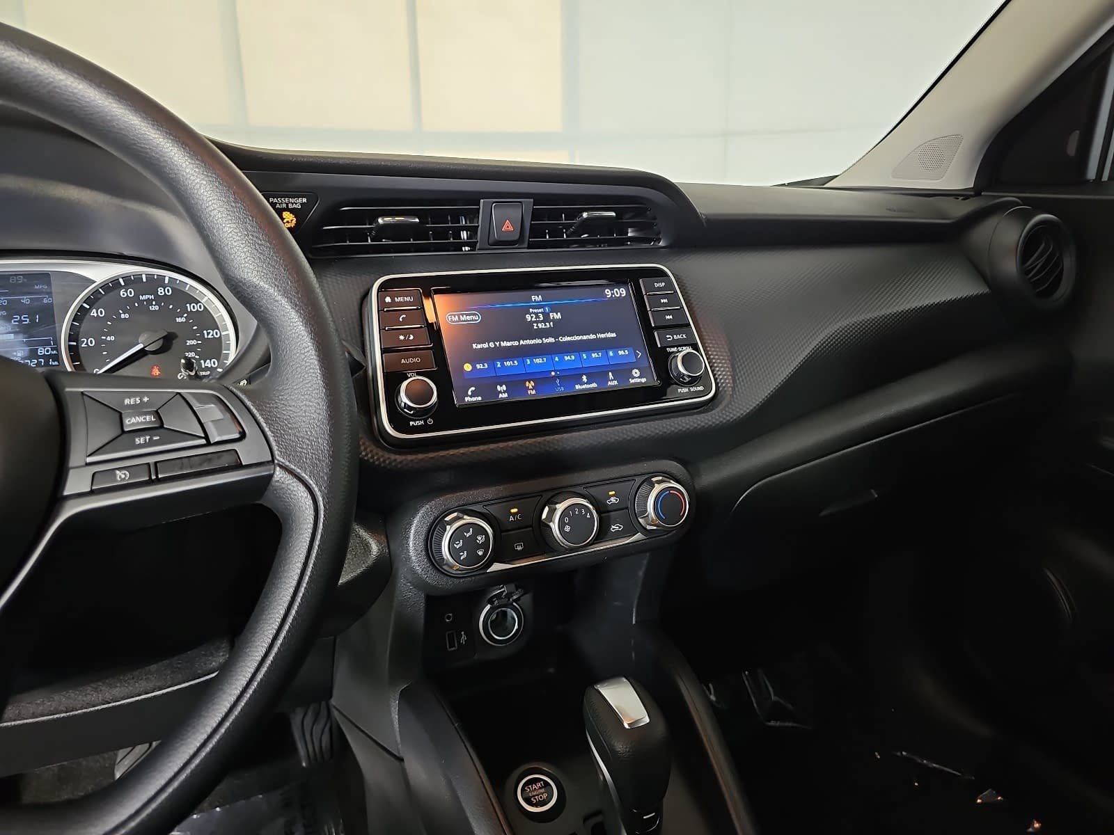 2023 Nissan Kicks S
