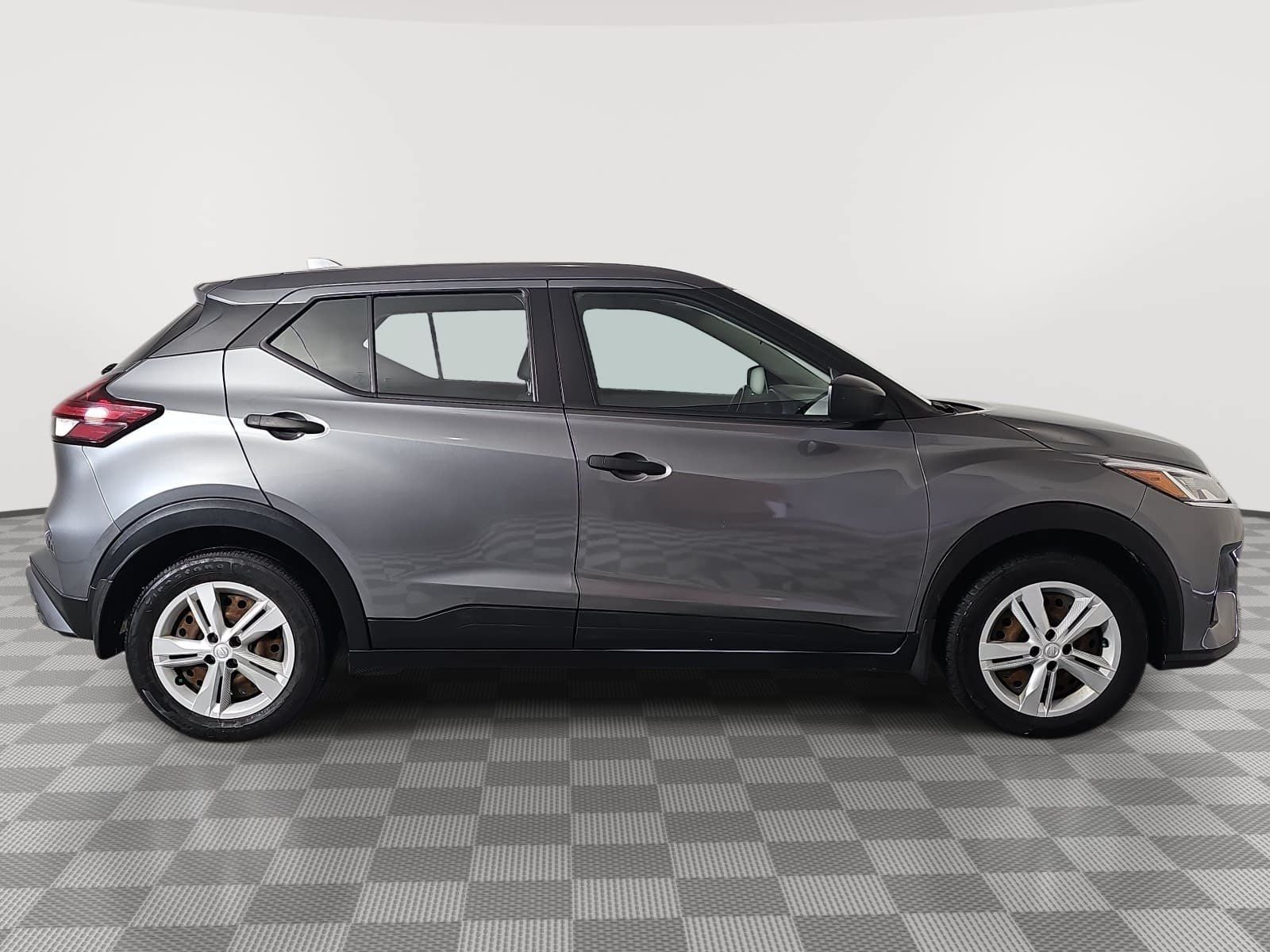2023 Nissan Kicks S