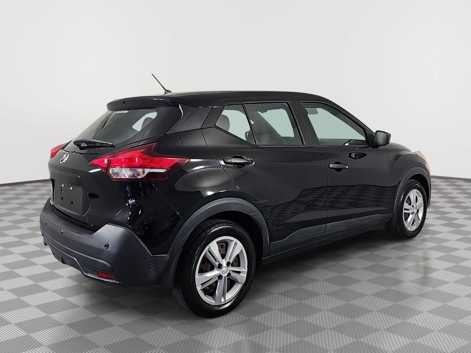 2020 Nissan Kicks S