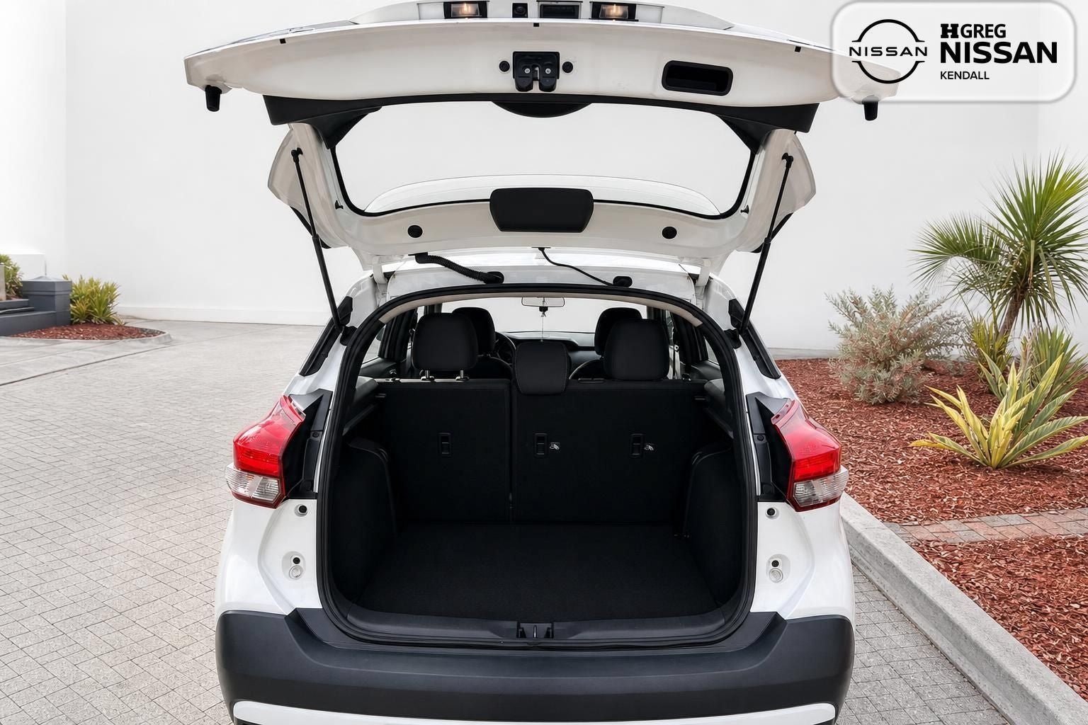 2018 Nissan Kicks SR