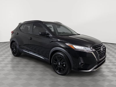 2022 Nissan Kicks SR