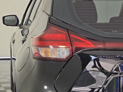 2022 Nissan Kicks SR