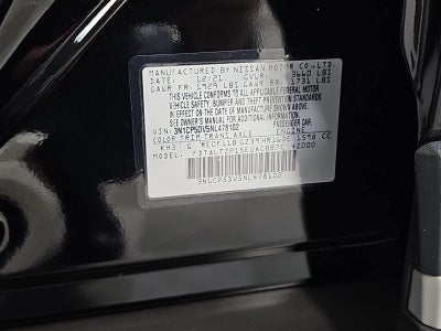 2022 Nissan Kicks SR