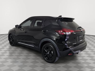 2022 Nissan Kicks SR