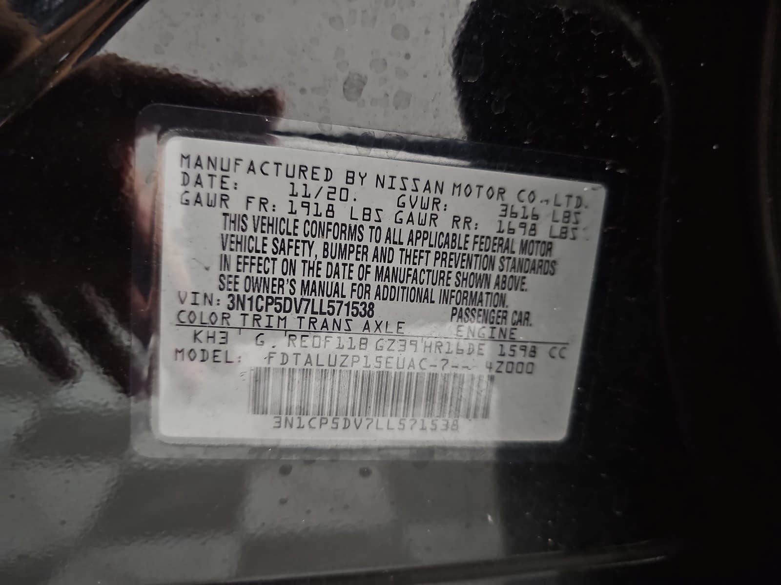 2020 Nissan Kicks SR