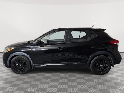 2020 Nissan Kicks SR