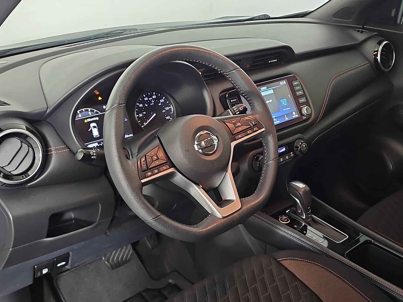 2021 Nissan Kicks SR