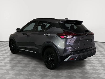 2021 Nissan Kicks SR