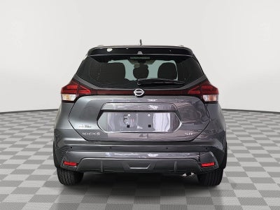 2021 Nissan Kicks SR