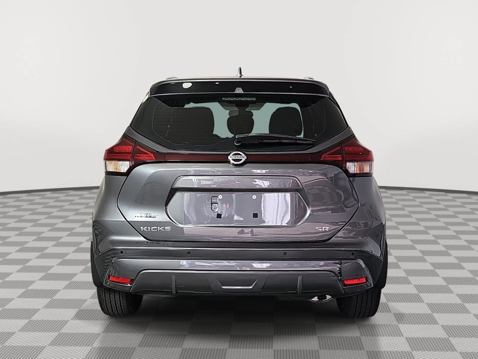 2021 Nissan Kicks SR